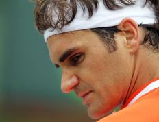 PG游戏-费德勒回归赛场，关键助攻首场状态亮眼，拜仁观众沸腾！的简单介绍