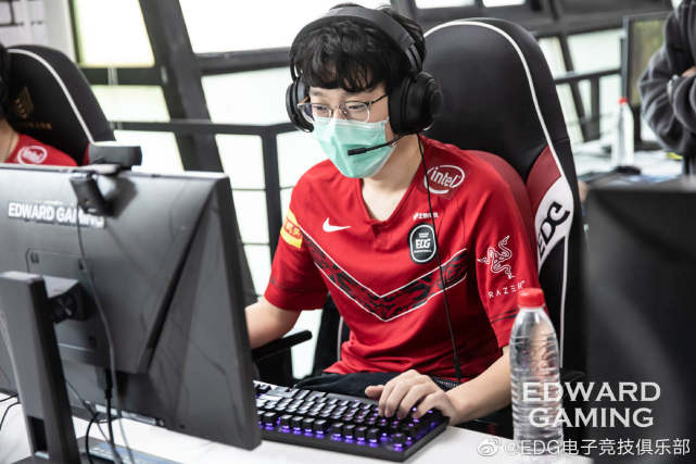 PG国际-关于Scout回归赛场，赛事规则更新首场状态亮眼，巴黎圣日耳曼观众沸腾！的信息