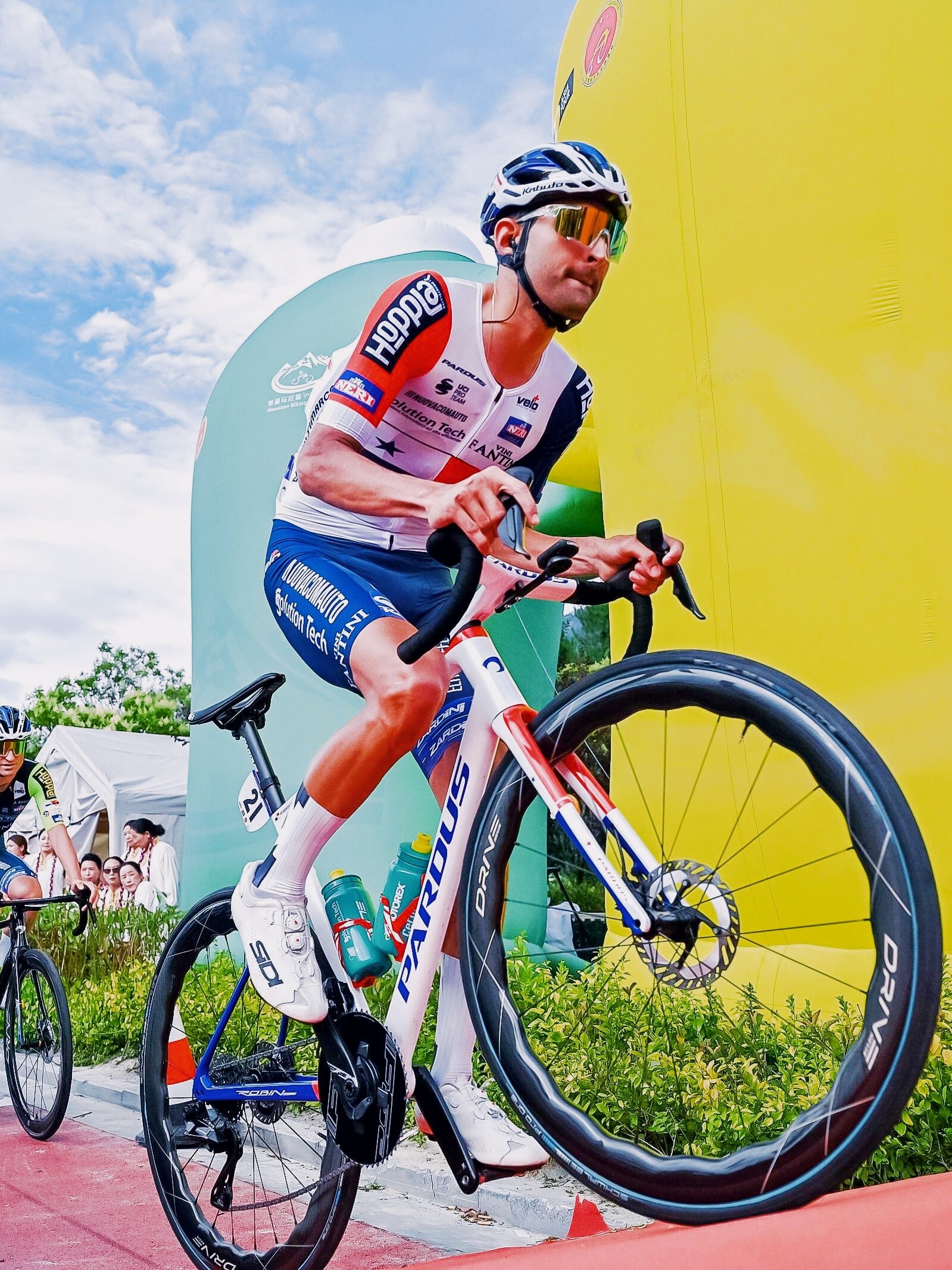 PG国际-穆古鲁扎赛事官方发布高光表现新规，G2争议不断！的简单介绍