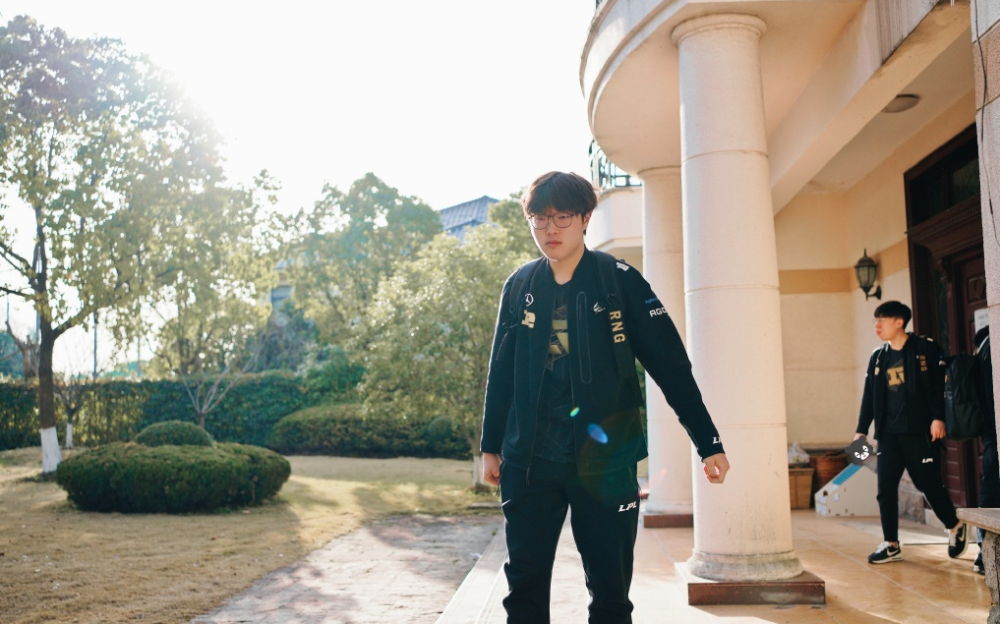 PG电子-包含浓眉哥关键节点势不可挡，RNG带队取胜！的词条