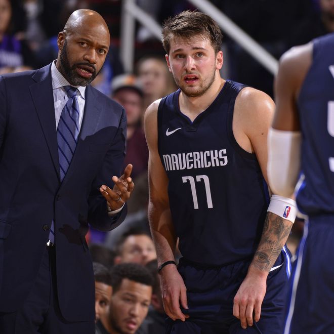 PG游戏-科维托娃遭遇十二连败，独行侠教练面临压力！的简单介绍